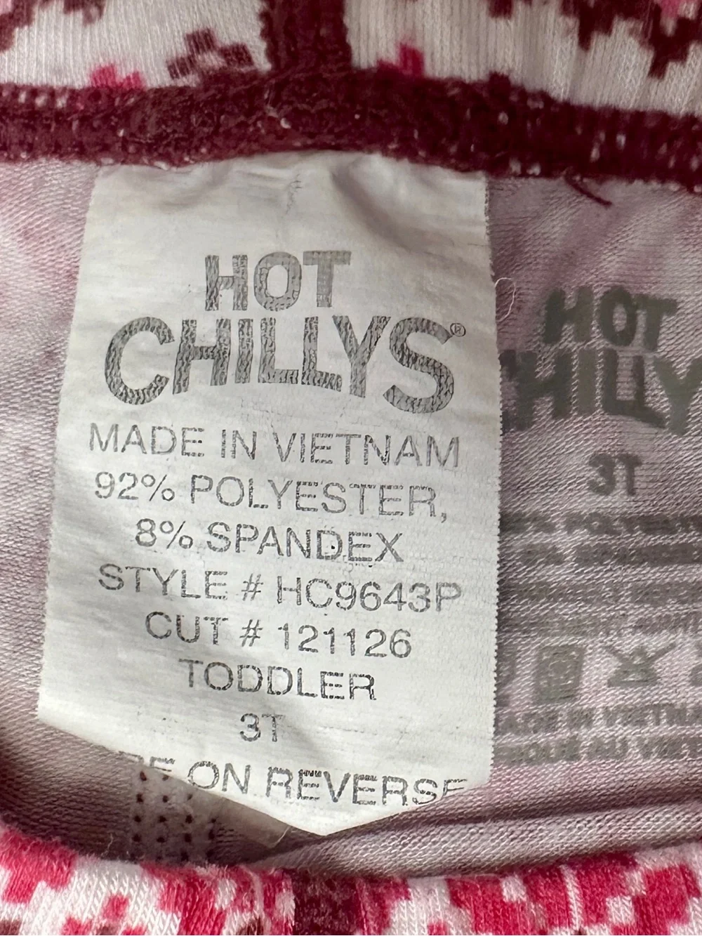 Hot Chillys girl’s print baselayer pajama sets.  Size 3T.